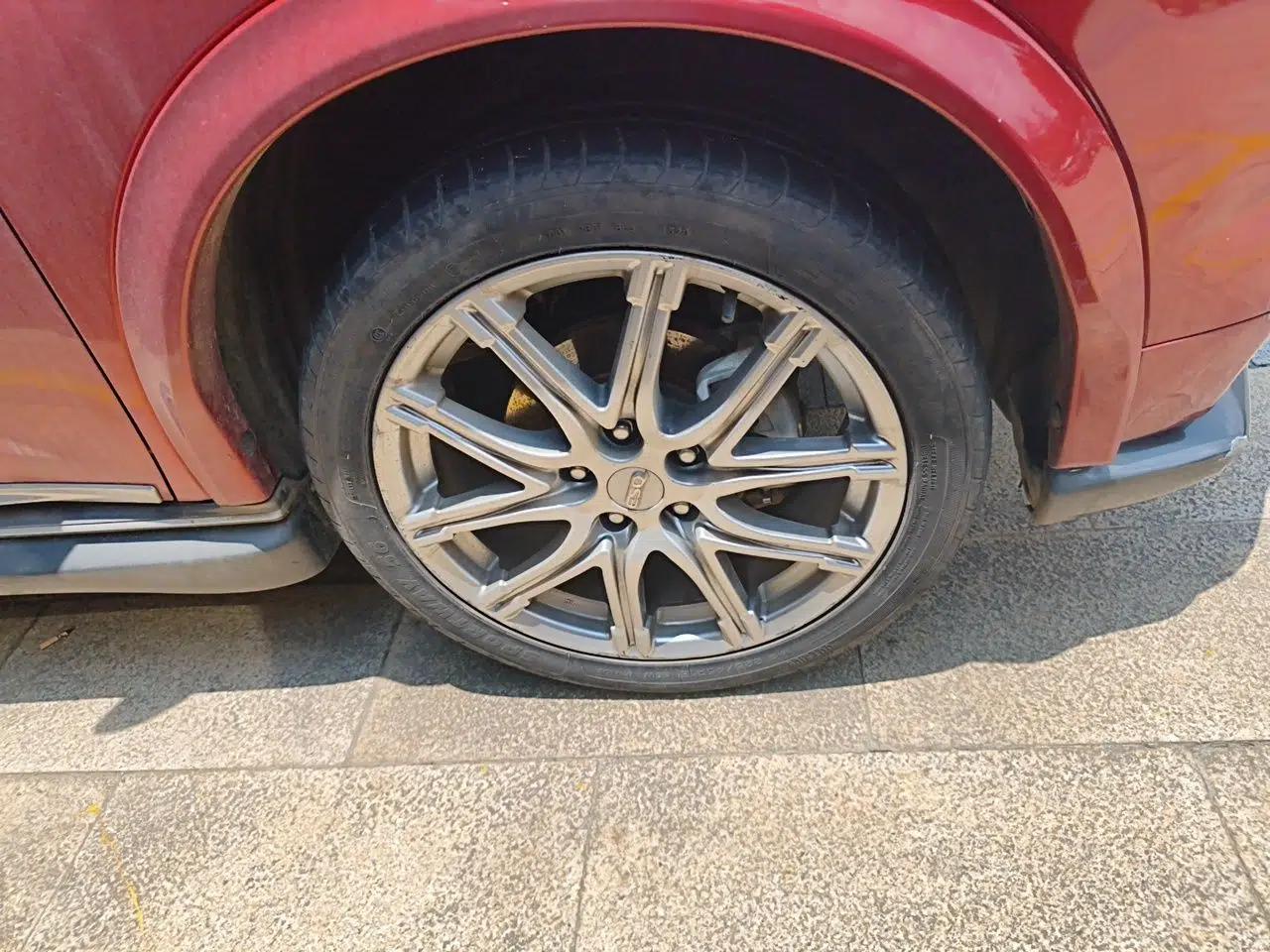 Infiniti ESQ 2014 1.6L Luxury Edition — миниатюра 8