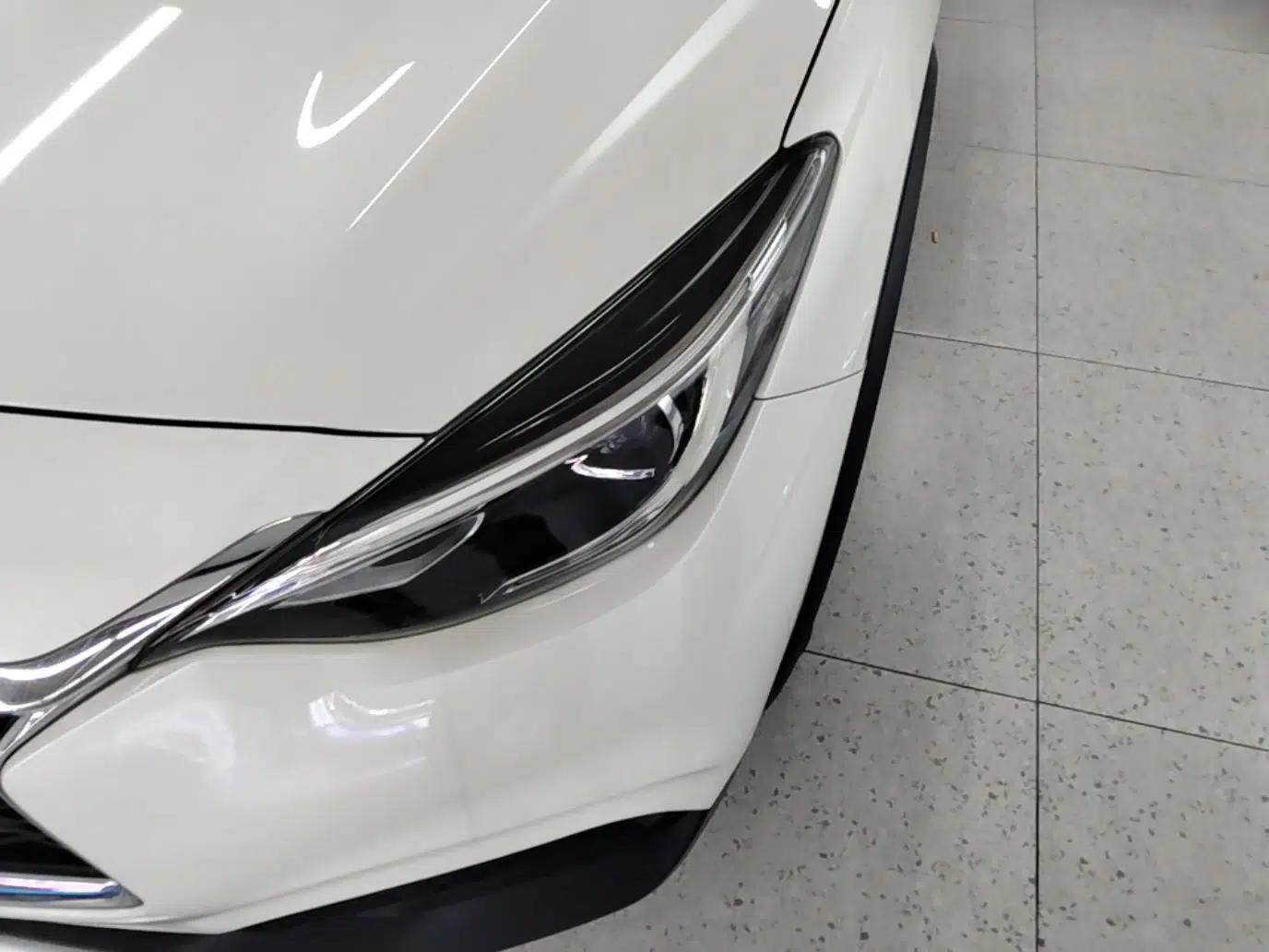 Infiniti QX30 2017 1.6T Two-Wheel-Drive Sport Edition — миниатюра 8