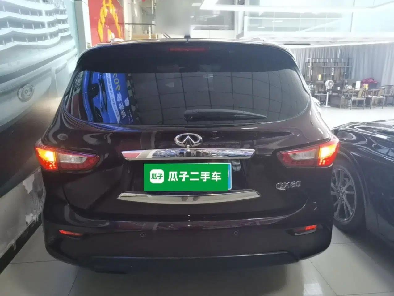 Infiniti QX60 2014 2.5 S/C Hybrid All-Wheel-Drive Versatile Edition — миниатюра 5