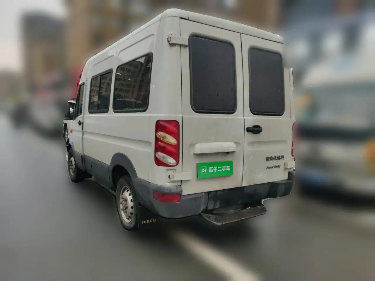 Iveco Power Daily 2012 2.5T-A32 Base Version — миниатюра 4