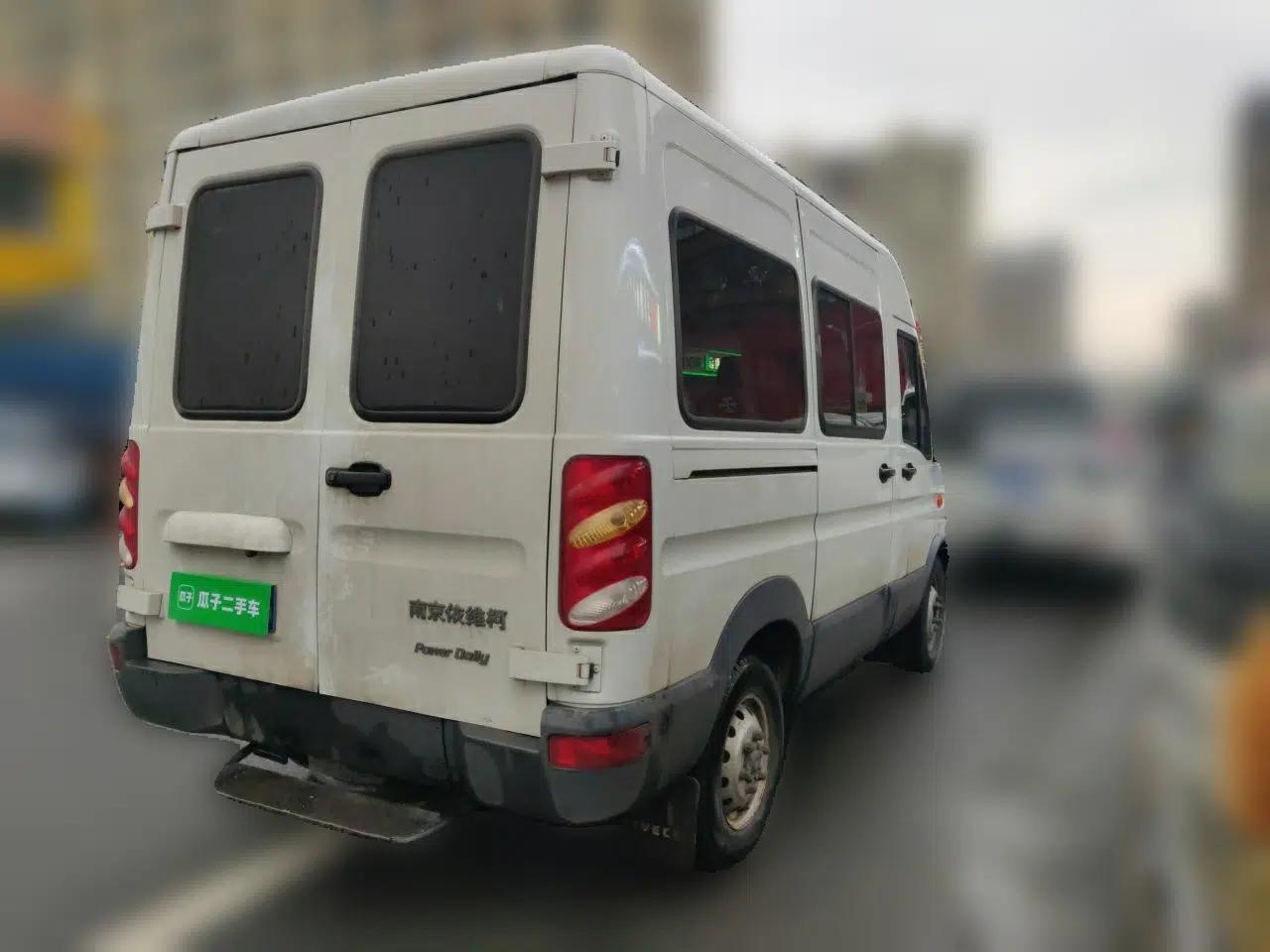 Iveco Power Daily 2012 2.5T-A32 Base Version — миниатюра 6