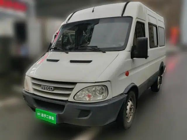 Iveco Power Daily 2012 2.5T-A32 Base Version