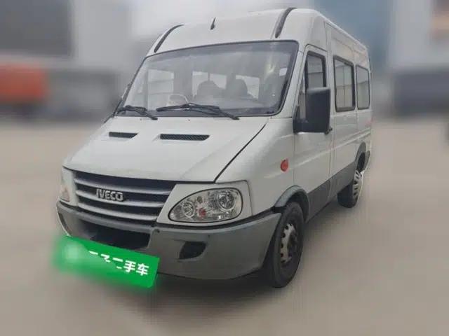 Iveco Power Daily 2012 2.5T-A32 Base Version