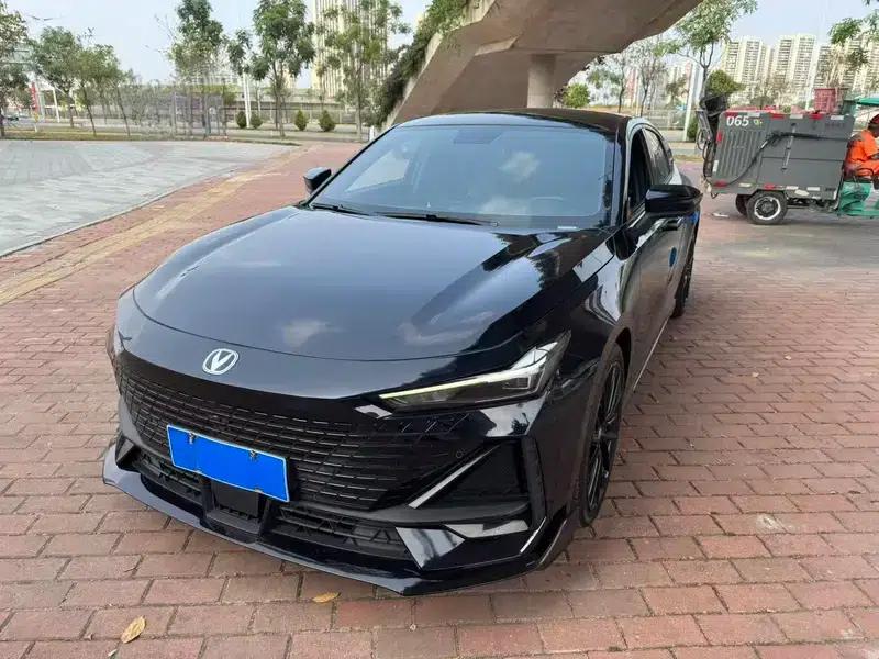 Changan UNI-V 2022 1.5T Sport Edition — миниатюра 12