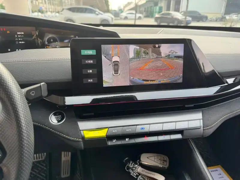 Changan UNI-V 2022 1.5T Sport Edition — миниатюра 14
