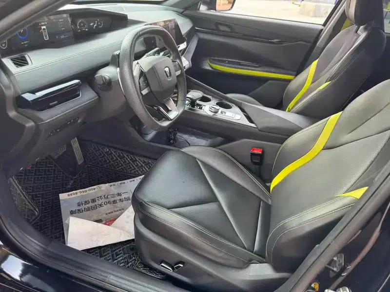 Changan UNI-V 2022 1.5T Sport Edition — миниатюра 18