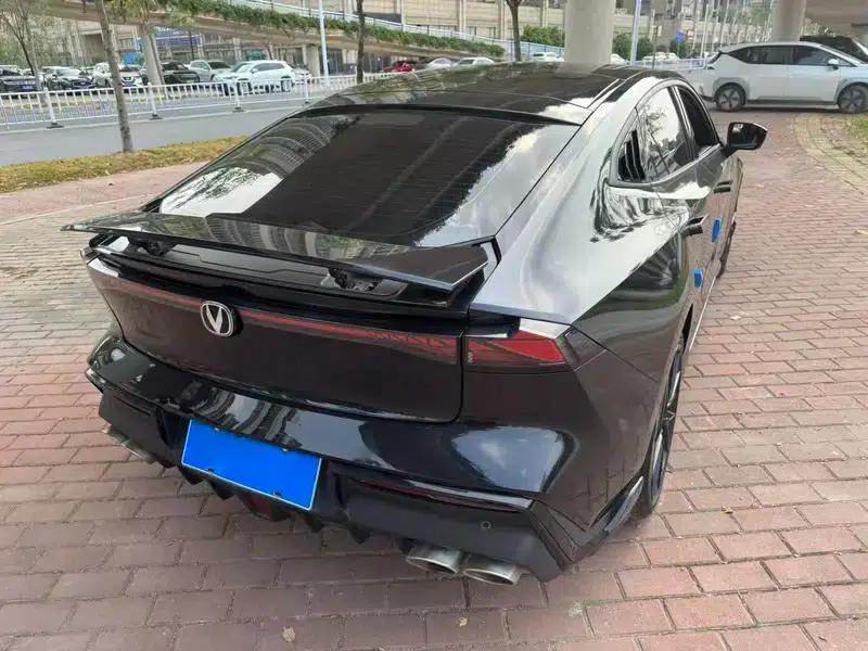 Changan UNI-V 2022 1.5T Sport Edition — миниатюра 6