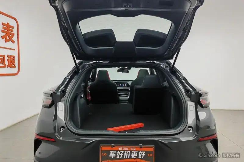 Changan UNI-T 2020 1.5T Premium Edition — миниатюра 23