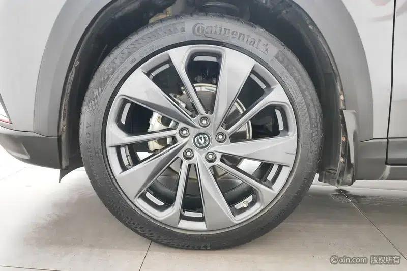 Changan UNI-T 2020 1.5T Premium Edition — миниатюра 8
