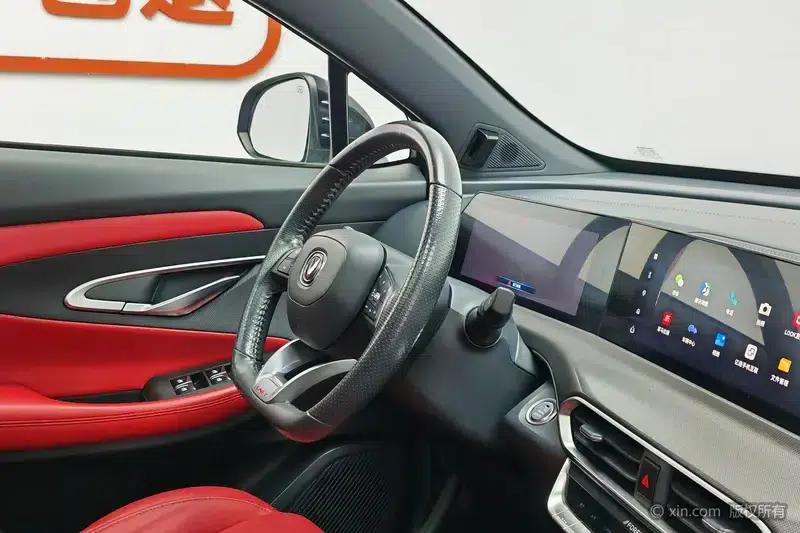 Changan UNI-T 2020 1.5T Premium Edition — миниатюра 10