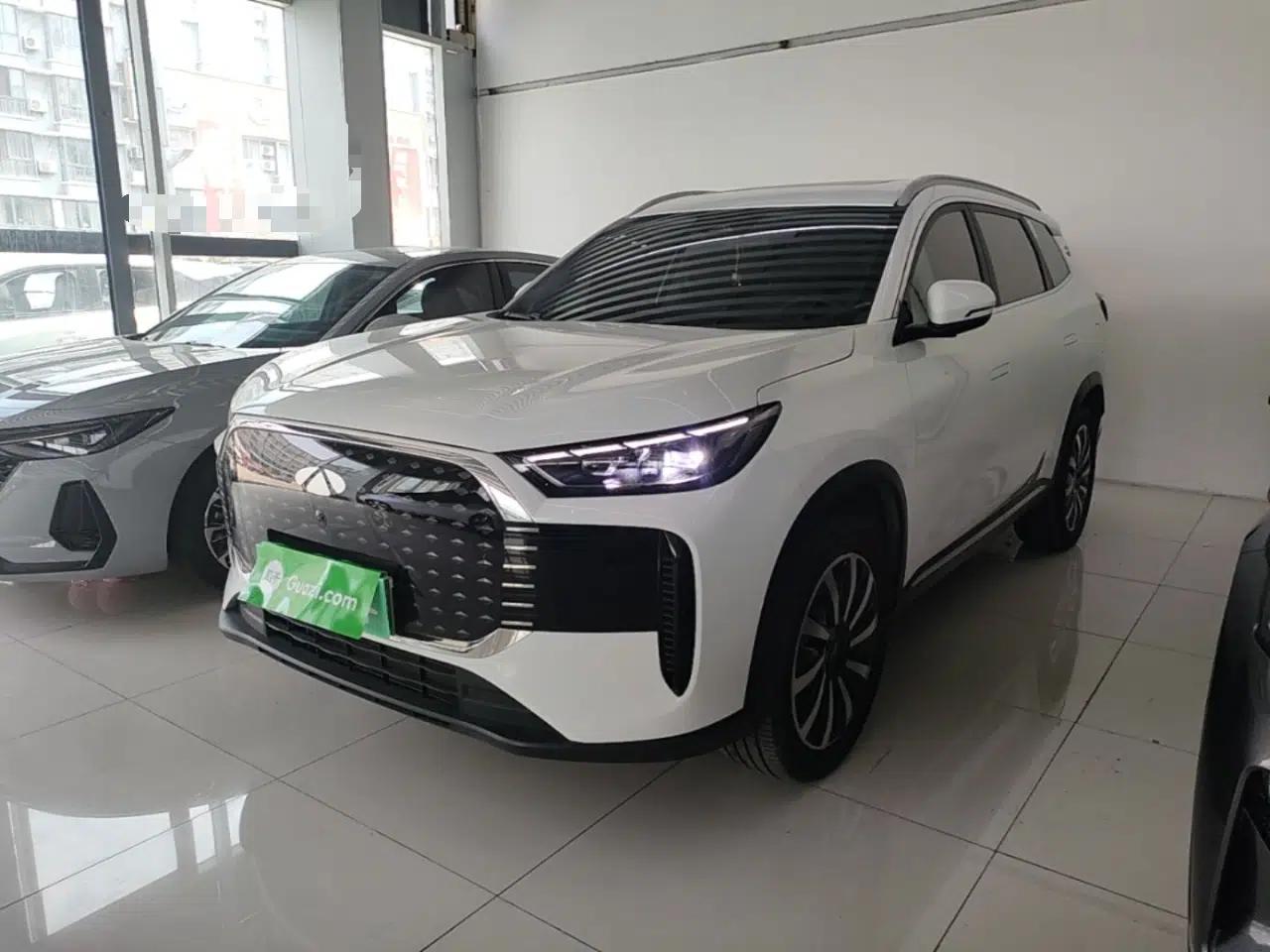 Chery Fengyun T8 2025 1.5T 130 km Luxury 7-Seater — миниатюра 1