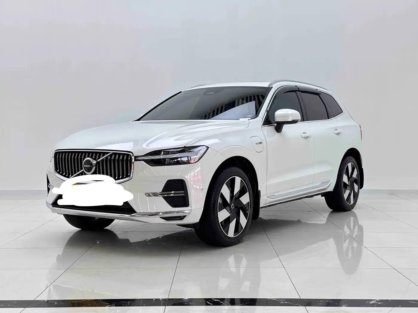 2024 Volvo XC60 Plug-in Hybrid T8 Plug-in Hybrid Long Range AWD Inscription Luxury Edition — миниатюра 1