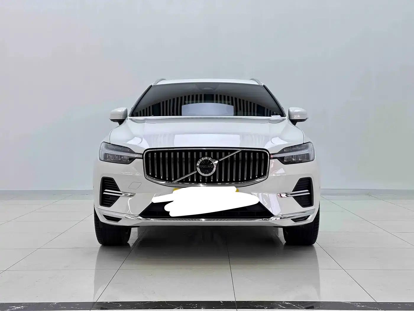 2024 Volvo XC60 Plug-in Hybrid T8 Plug-in Hybrid Long Range AWD Inscription Luxury Edition — миниатюра 2