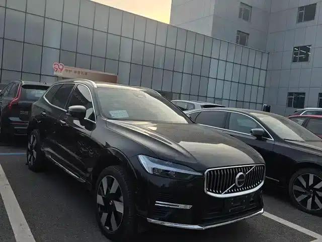 2025 Volvo XC60 Plug-in Hybrid, Long Range AWD Inscription Luxury Edition