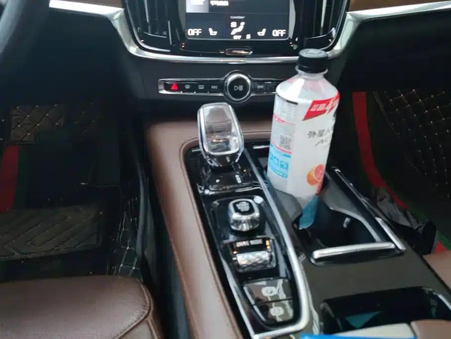 2021 Volvo S90 Plug-in Hybrid T8 E-Drive Hybrid Smart Luxury Edition — миниатюра 16
