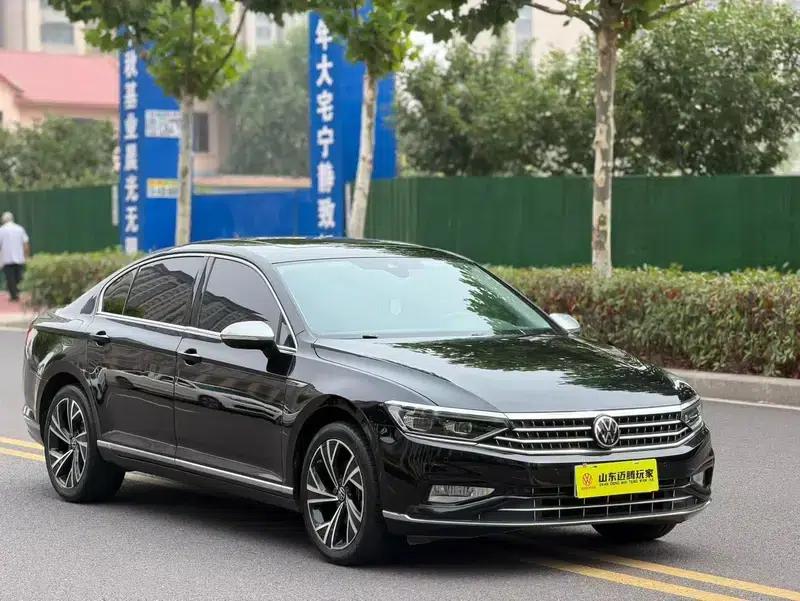 2020 Volkswagen Passat 380TSI DSG Premium — миниатюра 3