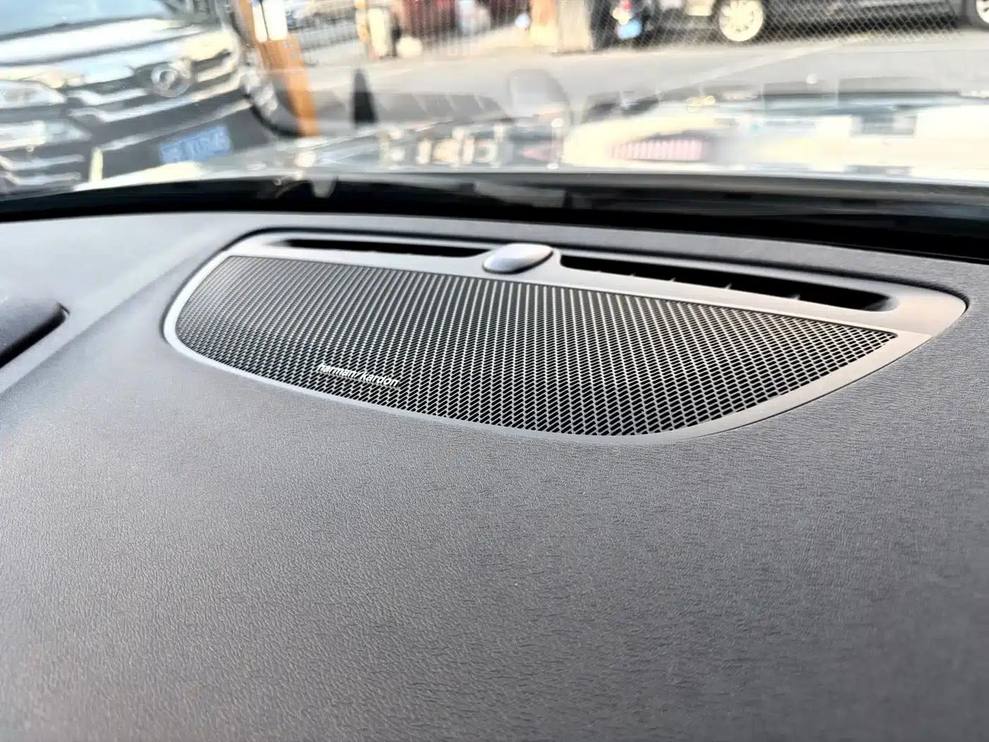 2023 Volvo V90 Cross Country B5 AWD Smart Edition — миниатюра 19