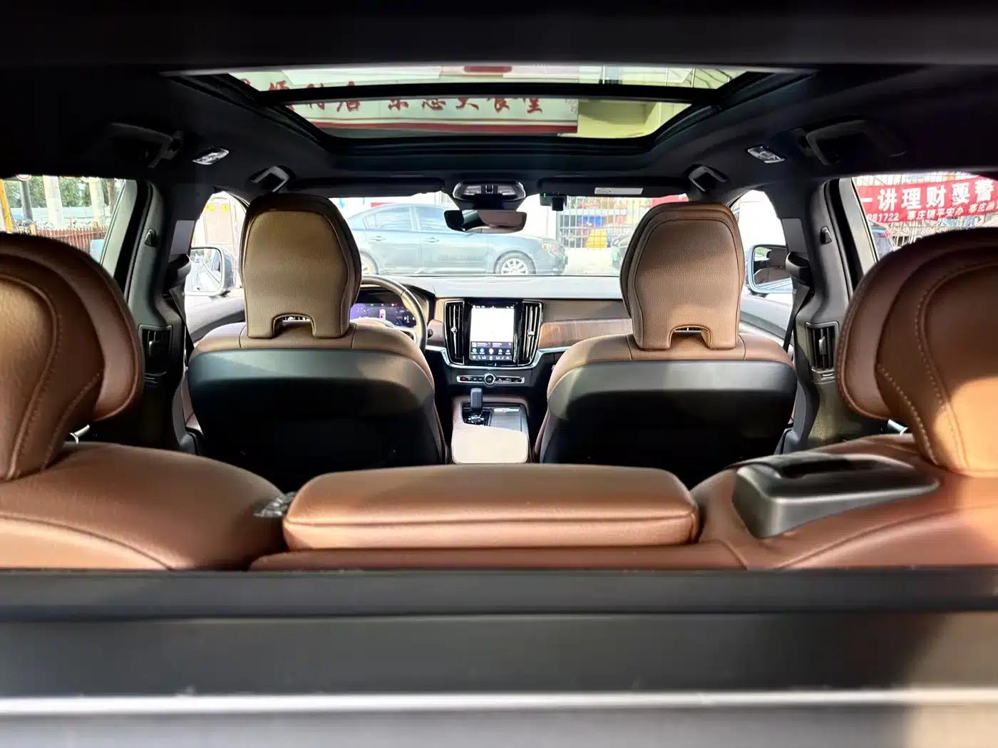 2023 Volvo V90 Cross Country B5 AWD Smart Edition — миниатюра 22