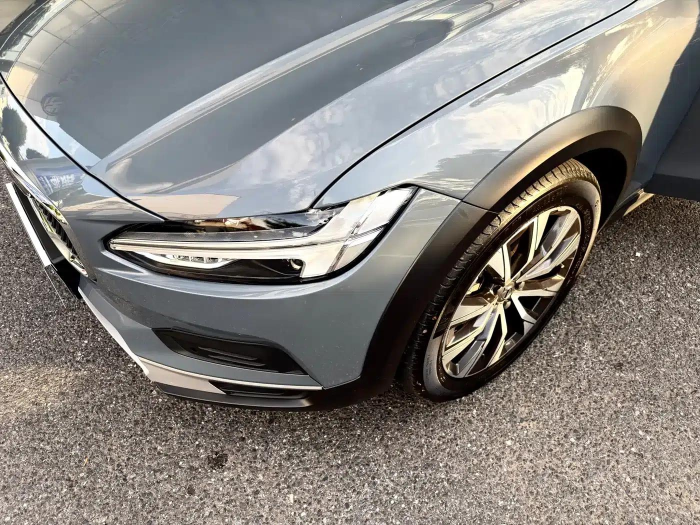 2023 Volvo V90 Cross Country B5 AWD Smart Edition — миниатюра 7