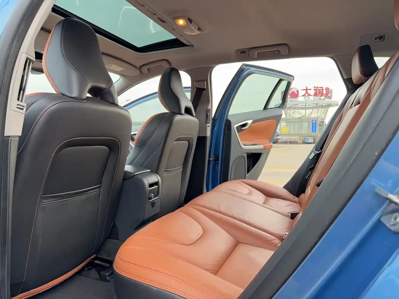 2015 Volvo V60 T5 Smart Edition — миниатюра 11