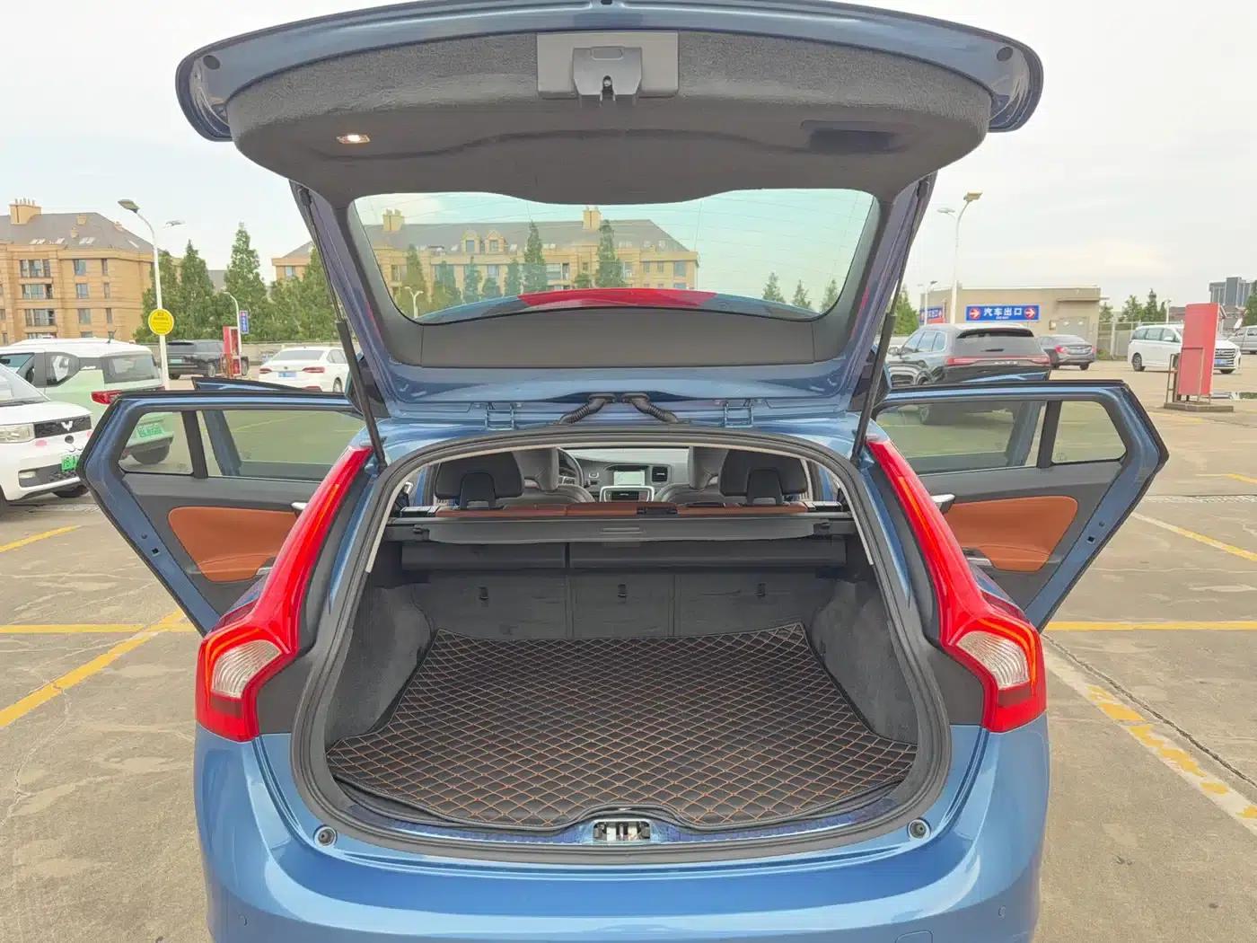 2015 Volvo V60 T5 Smart Edition — миниатюра 14