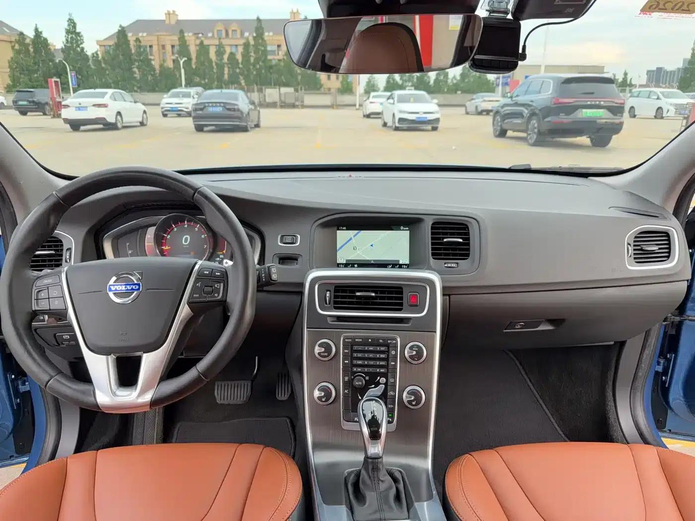 2015 Volvo V60 T5 Smart Edition — миниатюра 9