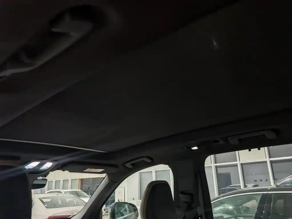 2025 Volvo XC90 Plug-in Hybrid Facelift T8 Luxury 7-Seater — миниатюра 10