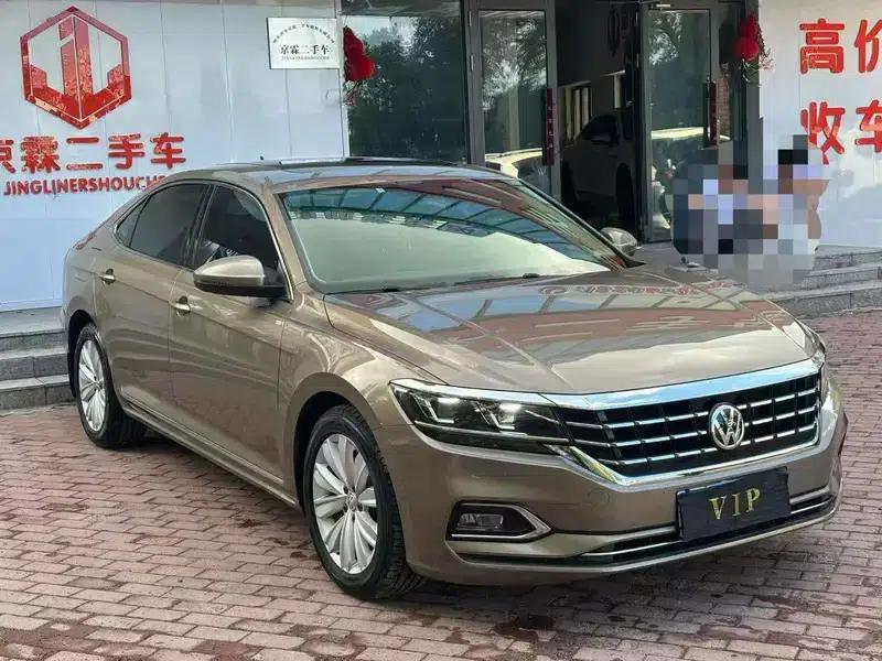 2019 Volkswagen Passat 330TSI Luxury Edition (National V Emission Standard) — миниатюра 3