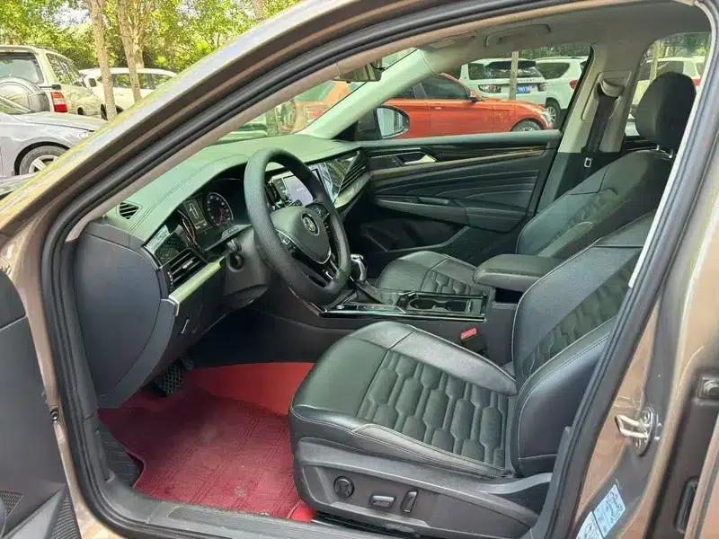2019 Volkswagen Passat 330TSI Luxury Edition (National V Emission Standard) — миниатюра 8