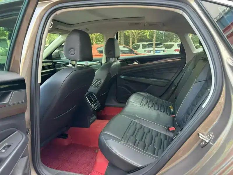 2019 Volkswagen Passat 330TSI Luxury Edition (National V Emission Standard) — миниатюра 9