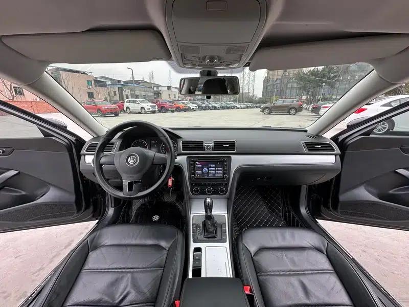 2011 Passat 1.8TSI DSG Royal Edition — миниатюра 7