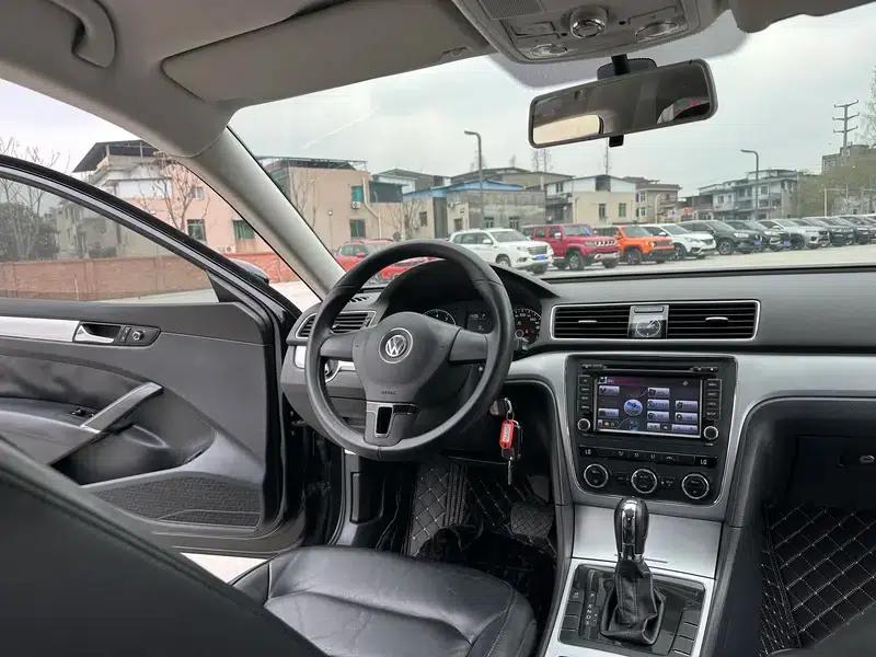 2011 Passat 1.8TSI DSG Royal Edition — миниатюра 8