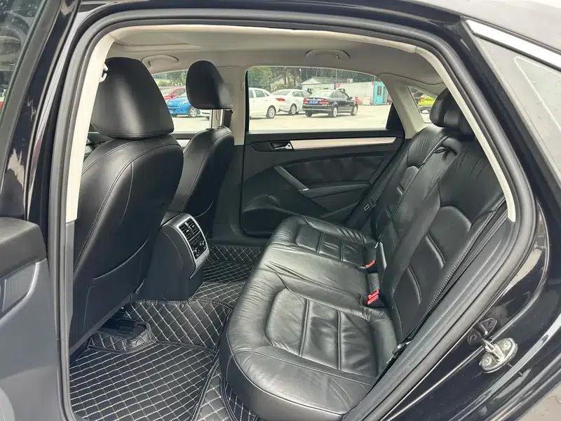 2011 Passat 1.8TSI DSG Royal Edition — миниатюра 10