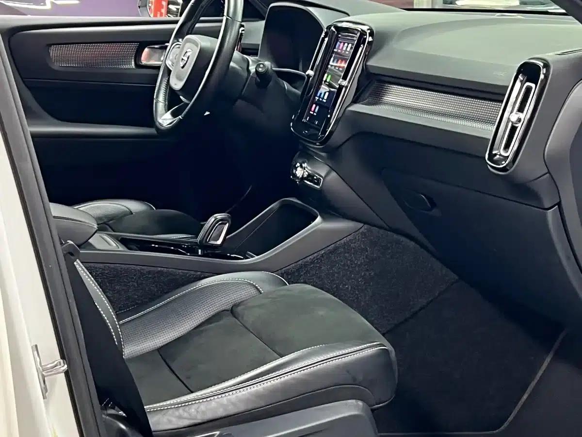 Volvo XC40 PHEV 2021 P8 Pure Electric AWD Inscription Sport Edition — миниатюра 8