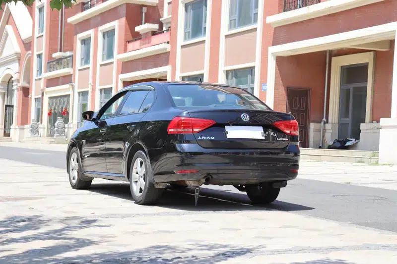 2017 Volkswagen Lavida 1.6L Automatic Fashion Edition — миниатюра 4