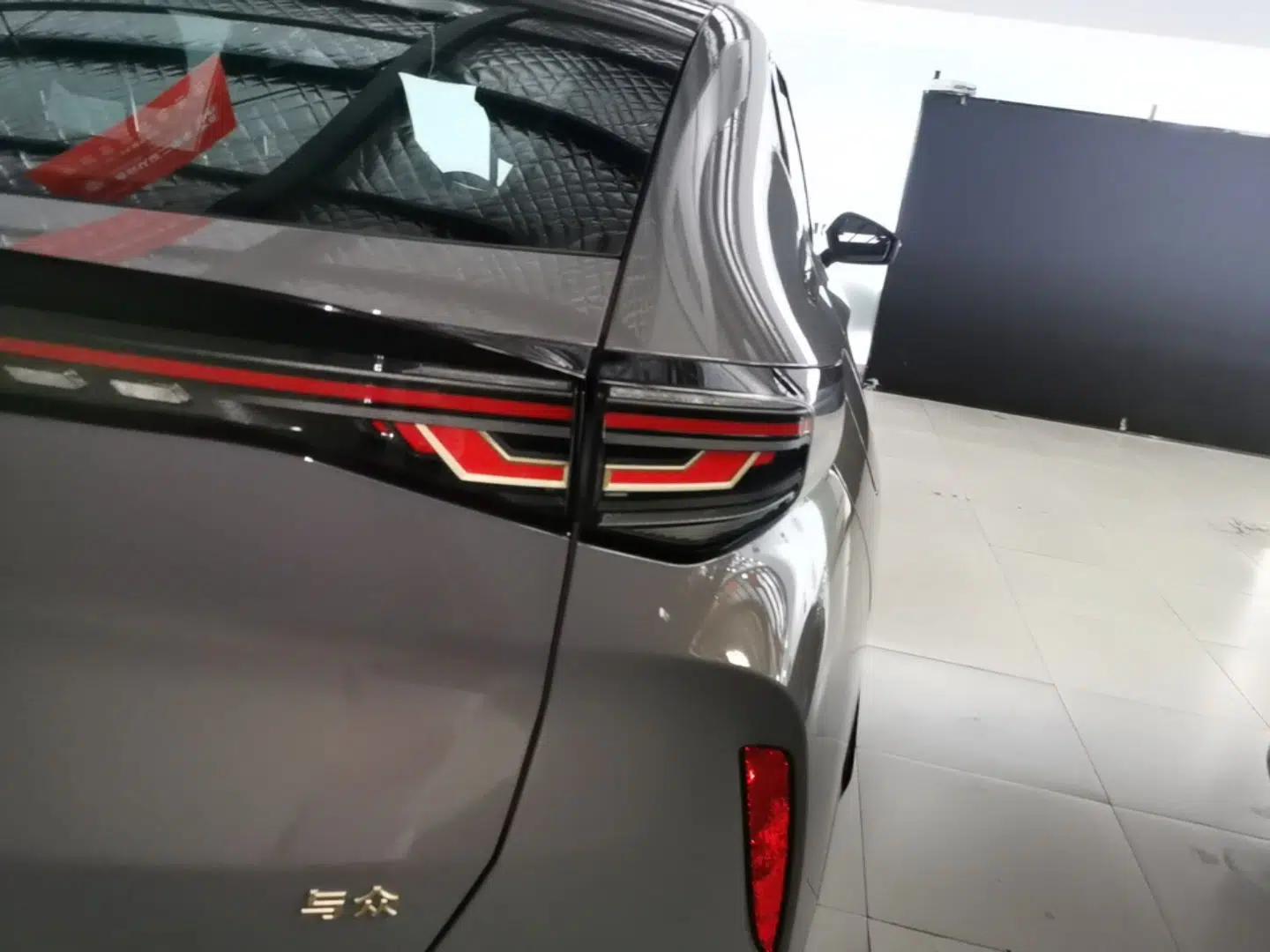 Volkswagen ID.UNYX 2024 Pro Long-Range Version — миниатюра 9
