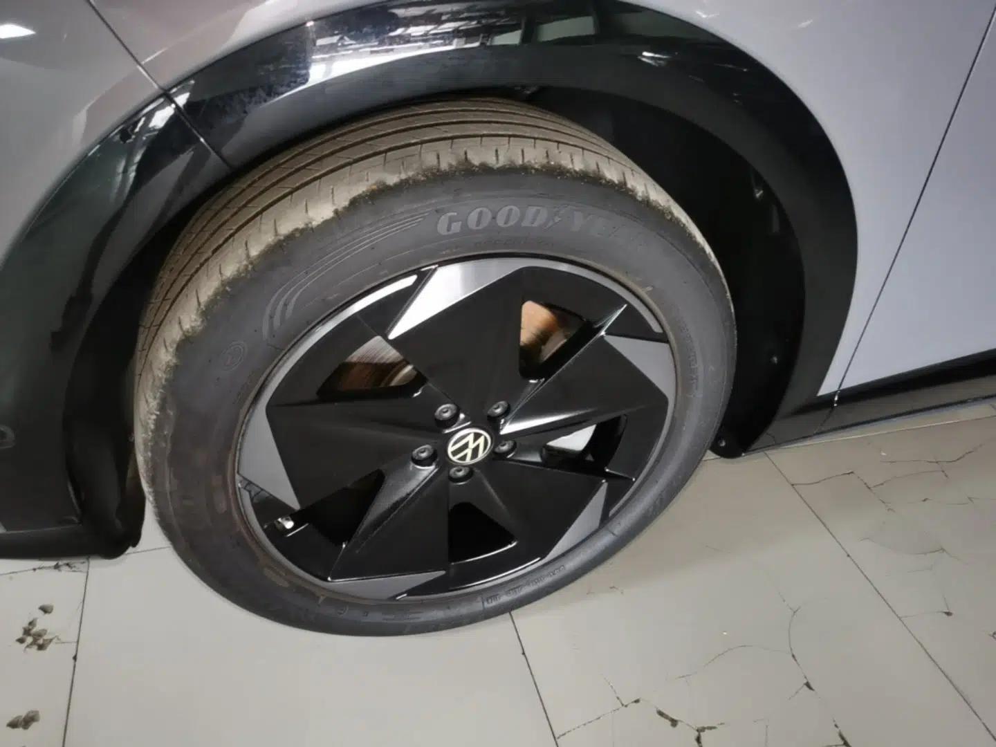 Volkswagen ID.UNYX 2024 Pro Long-Range Version — миниатюра 10