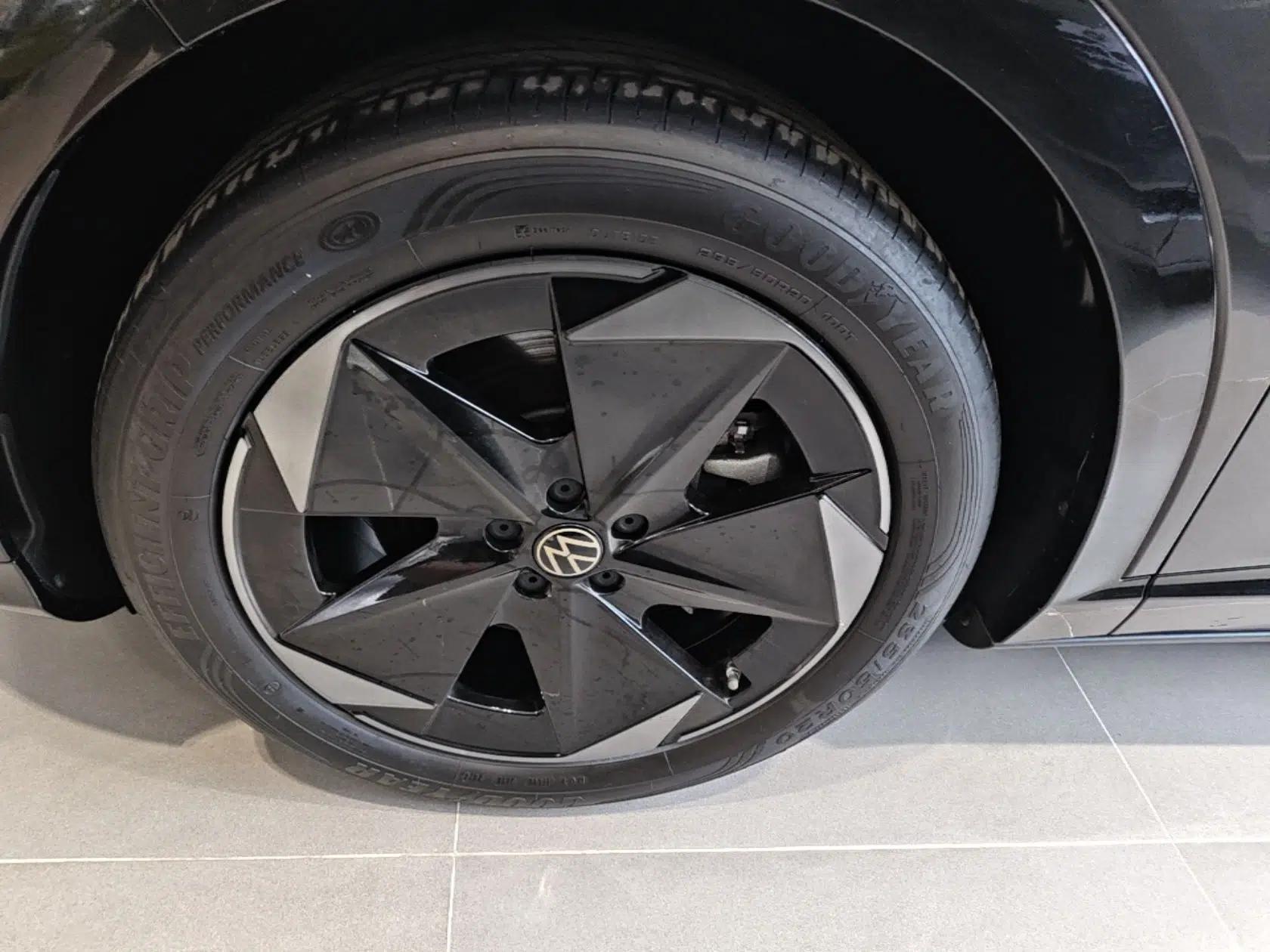 Volkswagen ID.UNYX 2024 Ultra Long-Range Version — миниатюра 10