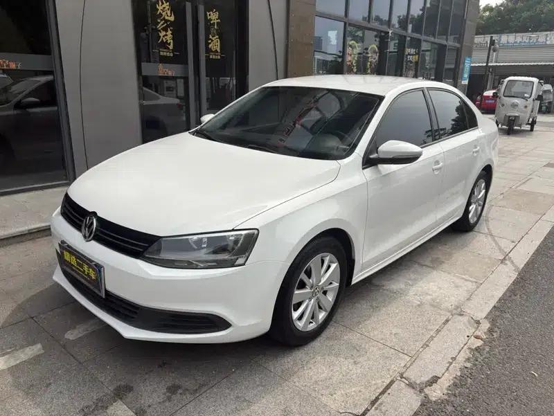 2014 Volkswagen Sagitar Facelift 1.4TSI Automatic Luxury — миниатюра 1