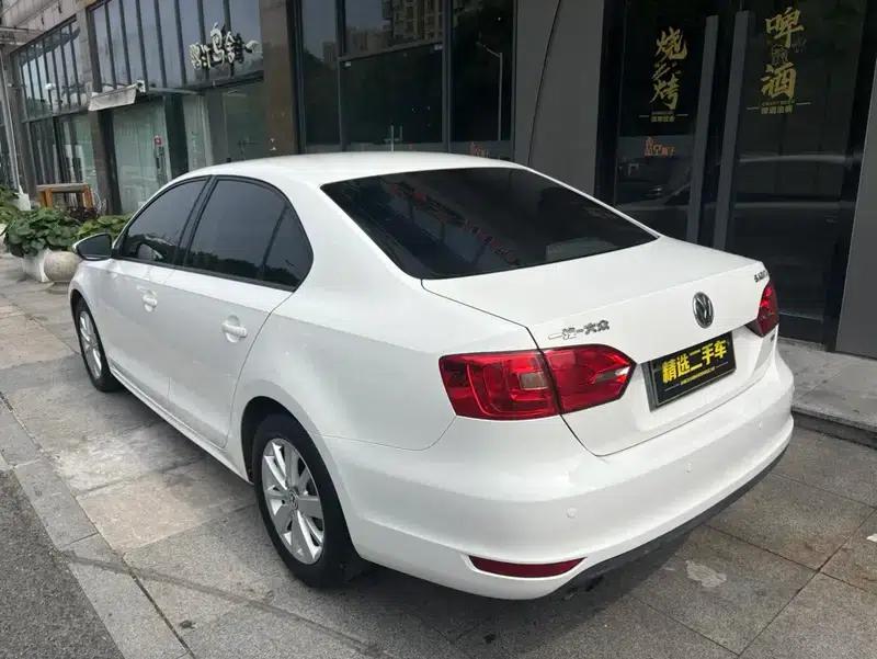 2014 Volkswagen Sagitar Facelift 1.4TSI Automatic Luxury — миниатюра 4