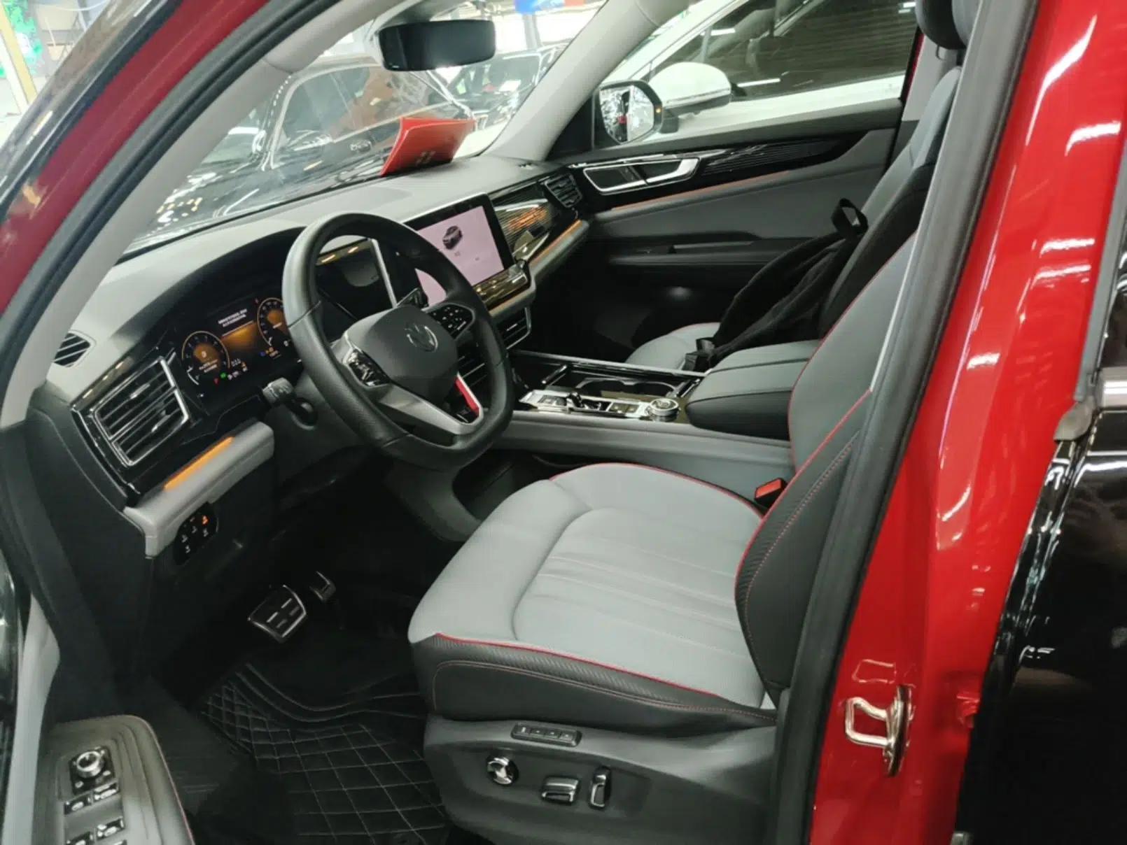 Volkswagen Teramont X 2023 530 V6 Four-Wheel Drive Prestige Luxury Edition — миниатюра 17
