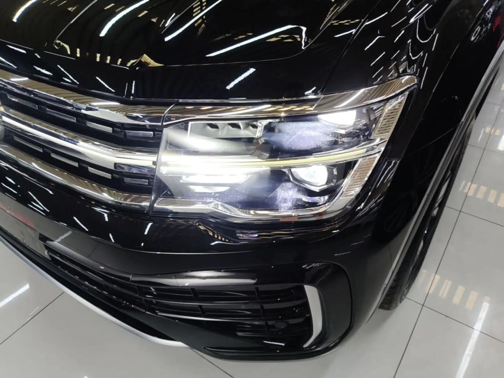 Volkswagen Teramont X 2023 530 V6 Four-Wheel Drive Prestige Luxury Edition — миниатюра 8