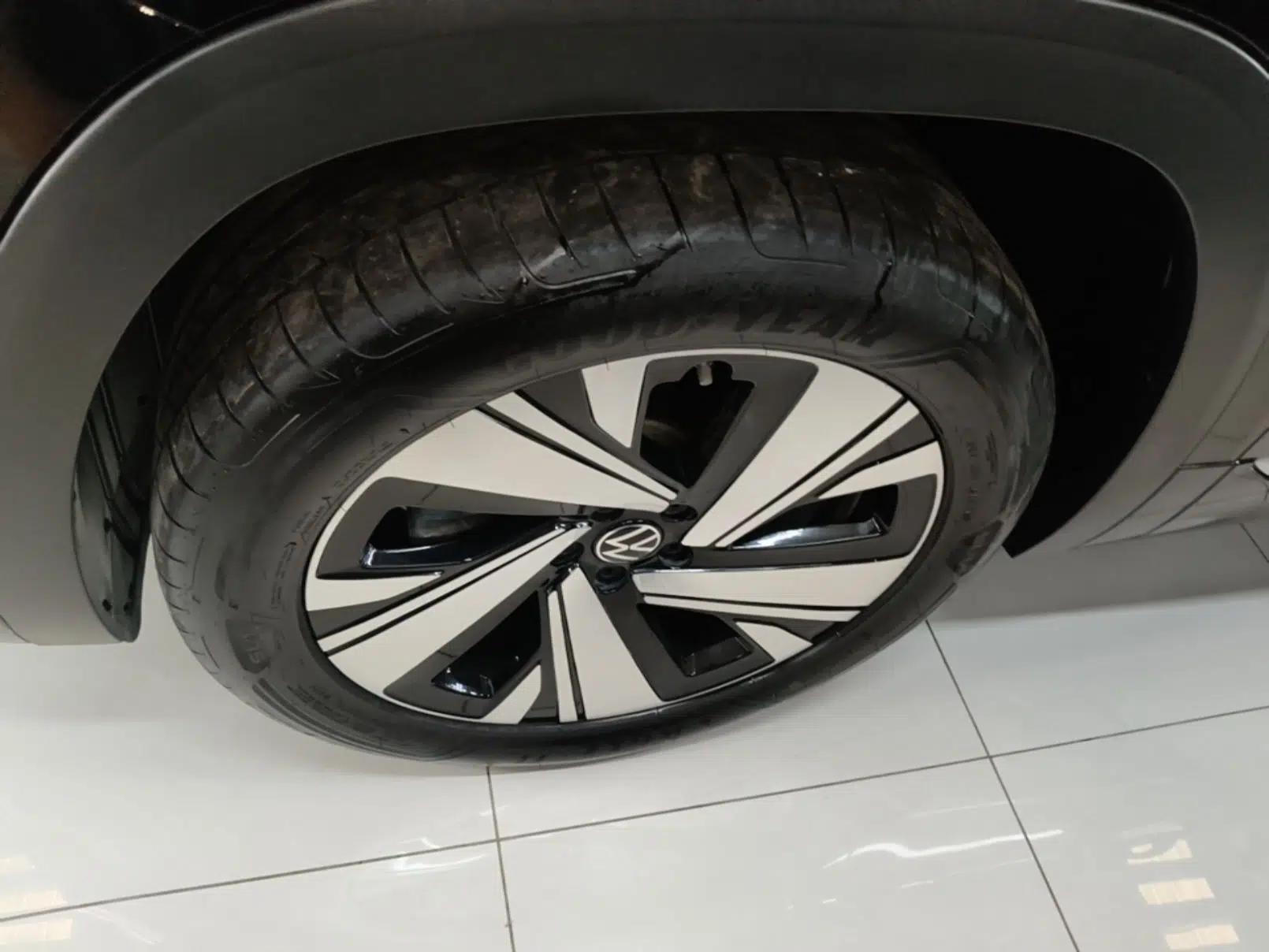 Volkswagen Teramont X 2023 530 V6 Four-Wheel Drive Prestige Luxury Edition — миниатюра 10