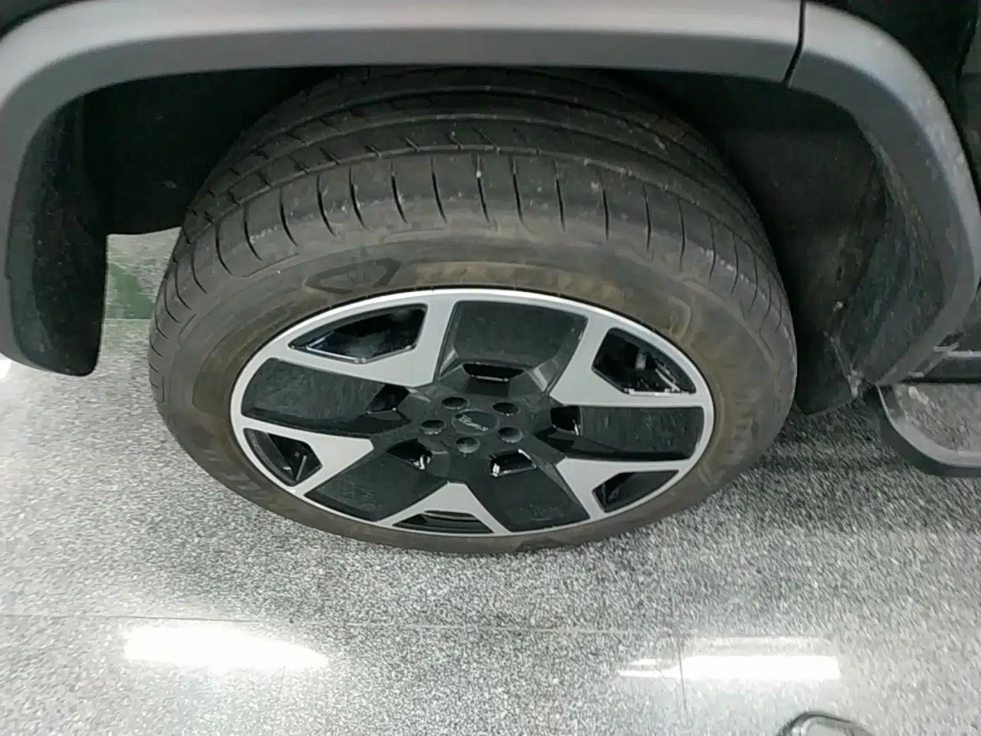 iCAR V27 2026 Model 200KM Four-Wheel Drive Falcon 500 — миниатюра 16