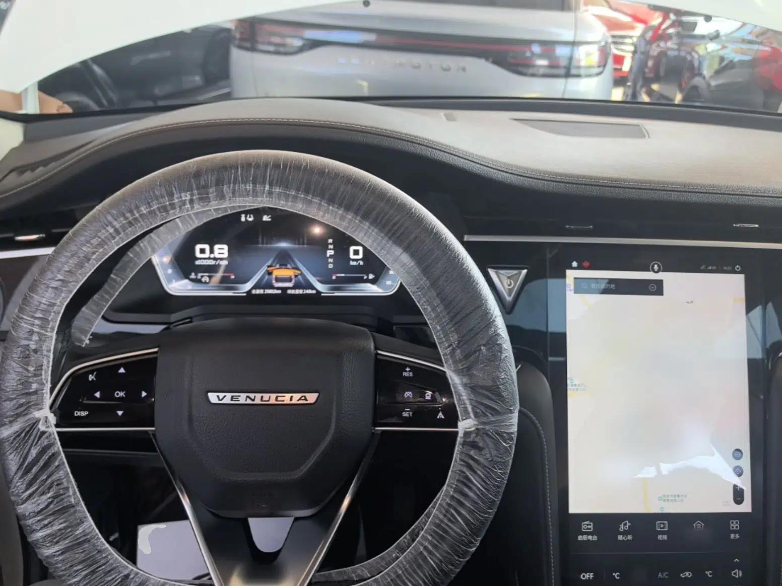 Venucia Star 2021 260T Automatic 48V Mild Hybrid Turbocharged Star Achieve Edition — миниатюра 12