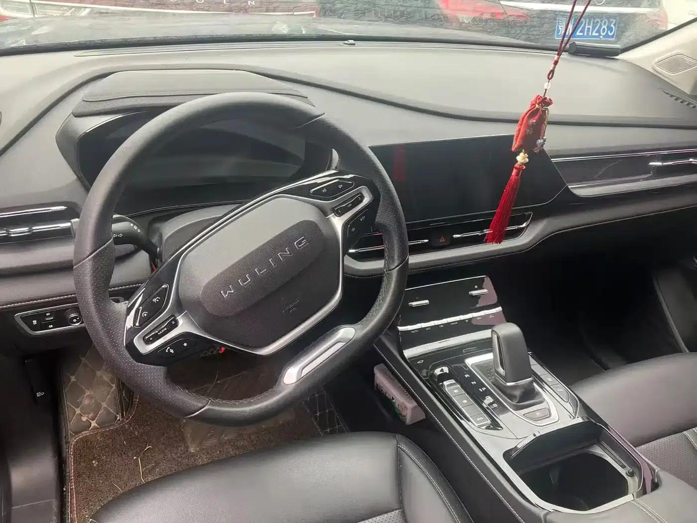 Wuling Capgemini 2020 1.5T CVT Flagship Edition — миниатюра 7