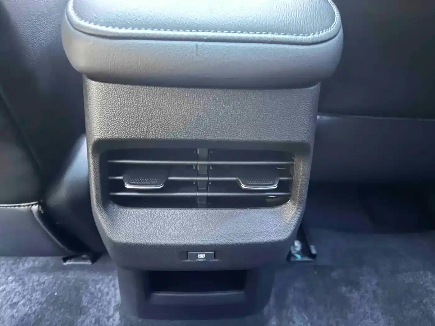 Wuling Xingchen 2021 1.5T CVT Star Edition — миниатюра 13