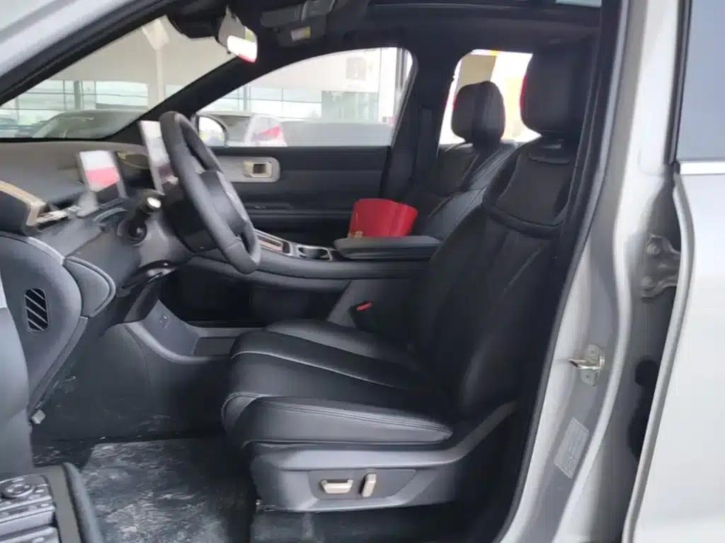 Wuling Xingguang S 2024 Model 130km Flagship Edition — миниатюра 15
