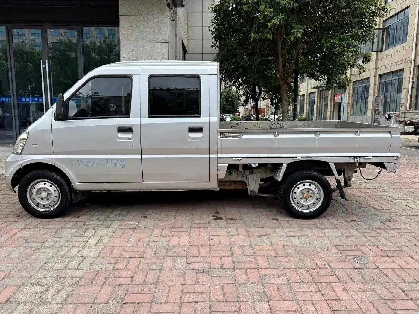 Wuling Rongguang Mini Truck 2017 1.5L Double Cab Basic Model L3C — миниатюра 5