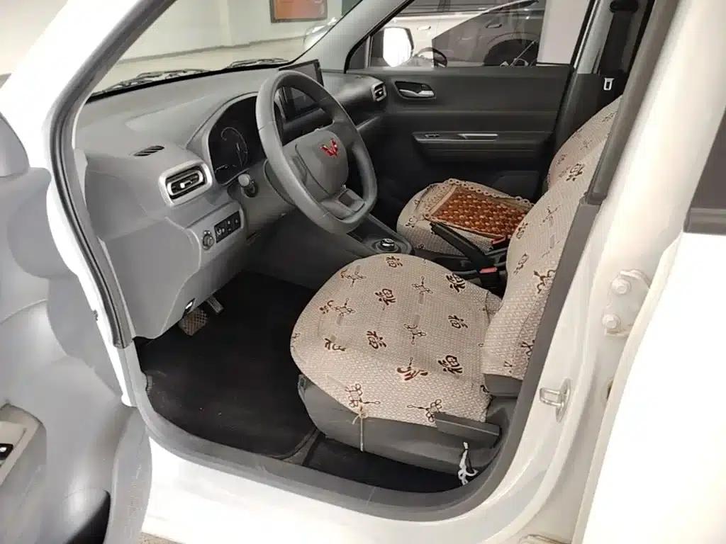 Wuling Hongguang New Energy 2025 Range-Extended Hybrid 50km Comfort Model — миниатюра 15